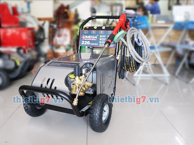 https://g7vn.b-cdn.net/wp-content/uploads/2020/11/may-rua-xe-omega-220bar-55kw_1.jpg