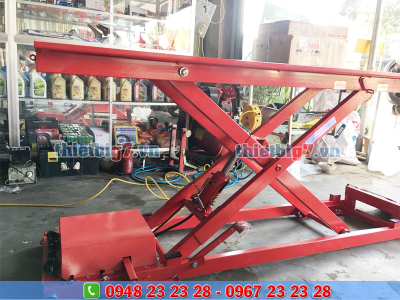 bàn nâng xe máy điện cơ