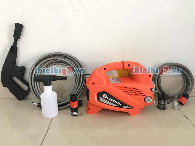 máy rửa xe gia đình 1
