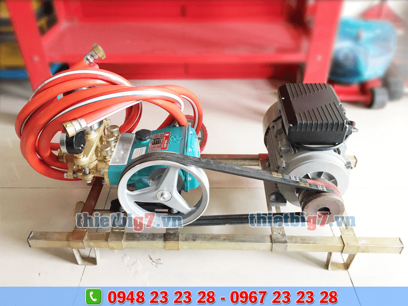 máy xịt rửa xe dây đai