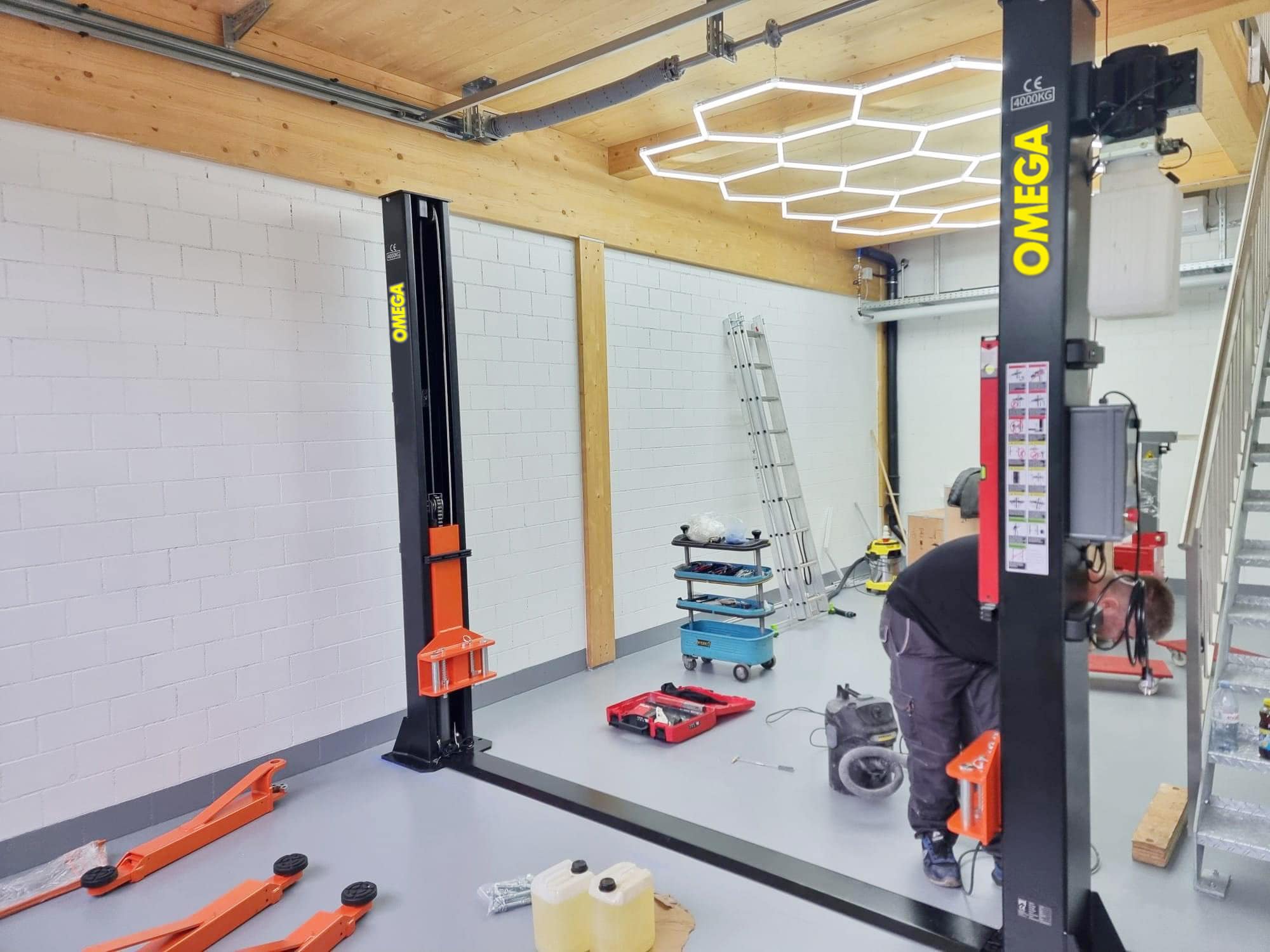 hinh-anh-thuc-te-cau-nang-2 tru-duoi-omega