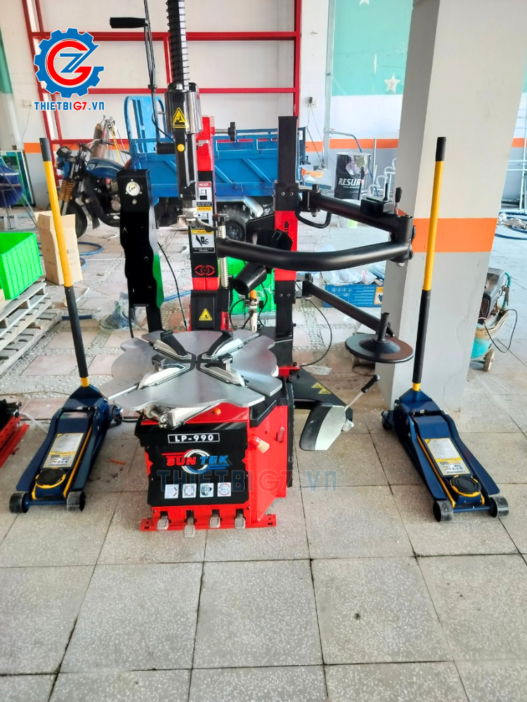 may-thao-lop-o-to-lap-can-phu