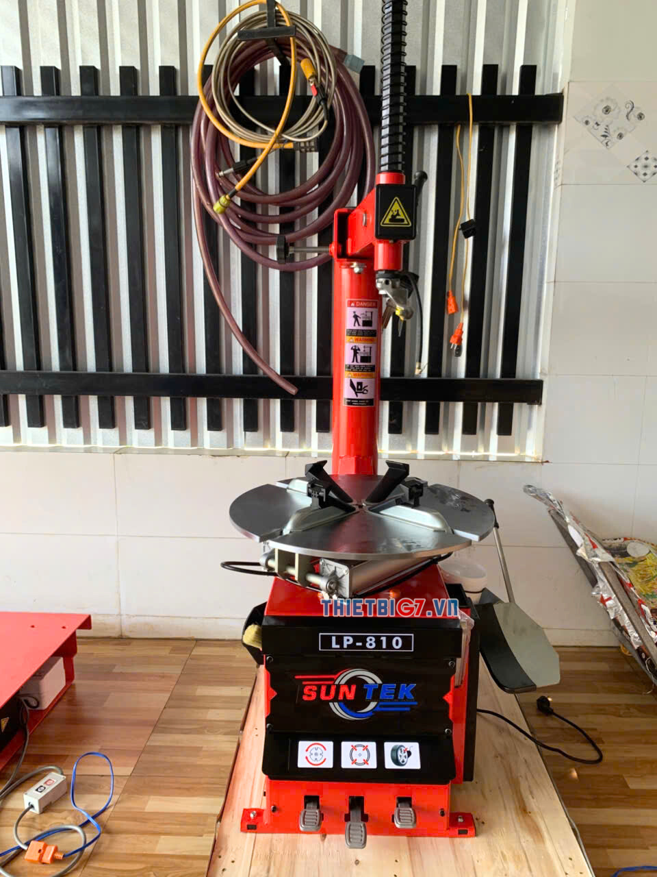 bo-thiet-bi-ban-nang-may-thao-vo